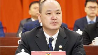 一把手談新時(shí)代溫州人精神丨龍港市政協(xié)秘書長(zhǎng)陳賢選：?守正出新 雙向發(fā)力 奮斗奮進(jìn) 為龍港打造改革“重...